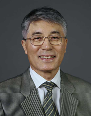 김시관(명예교수)교수 사진
